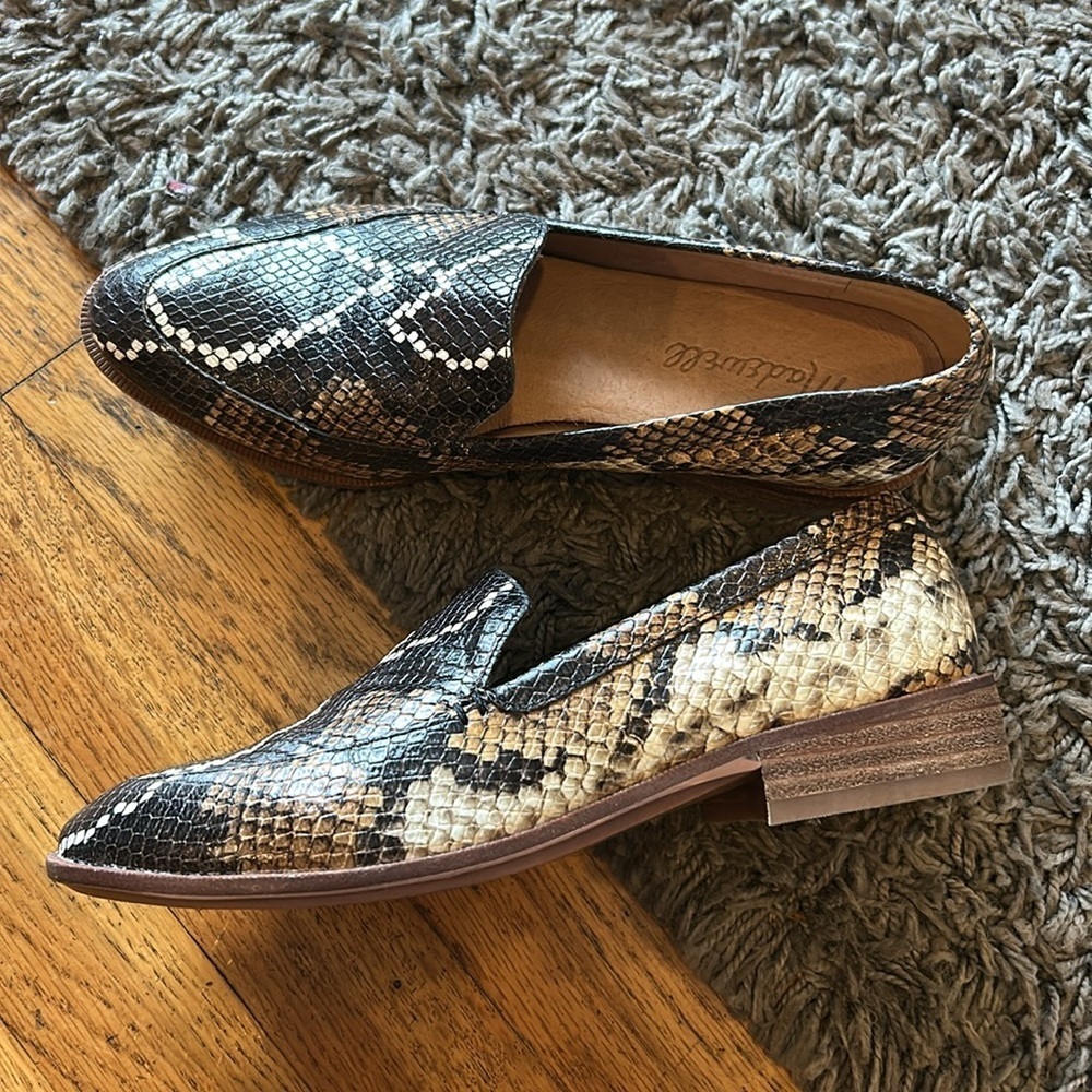 Madewell The Frances Loafer in Snake Embossed Leather Size 5.5 - Picture 2 of 11